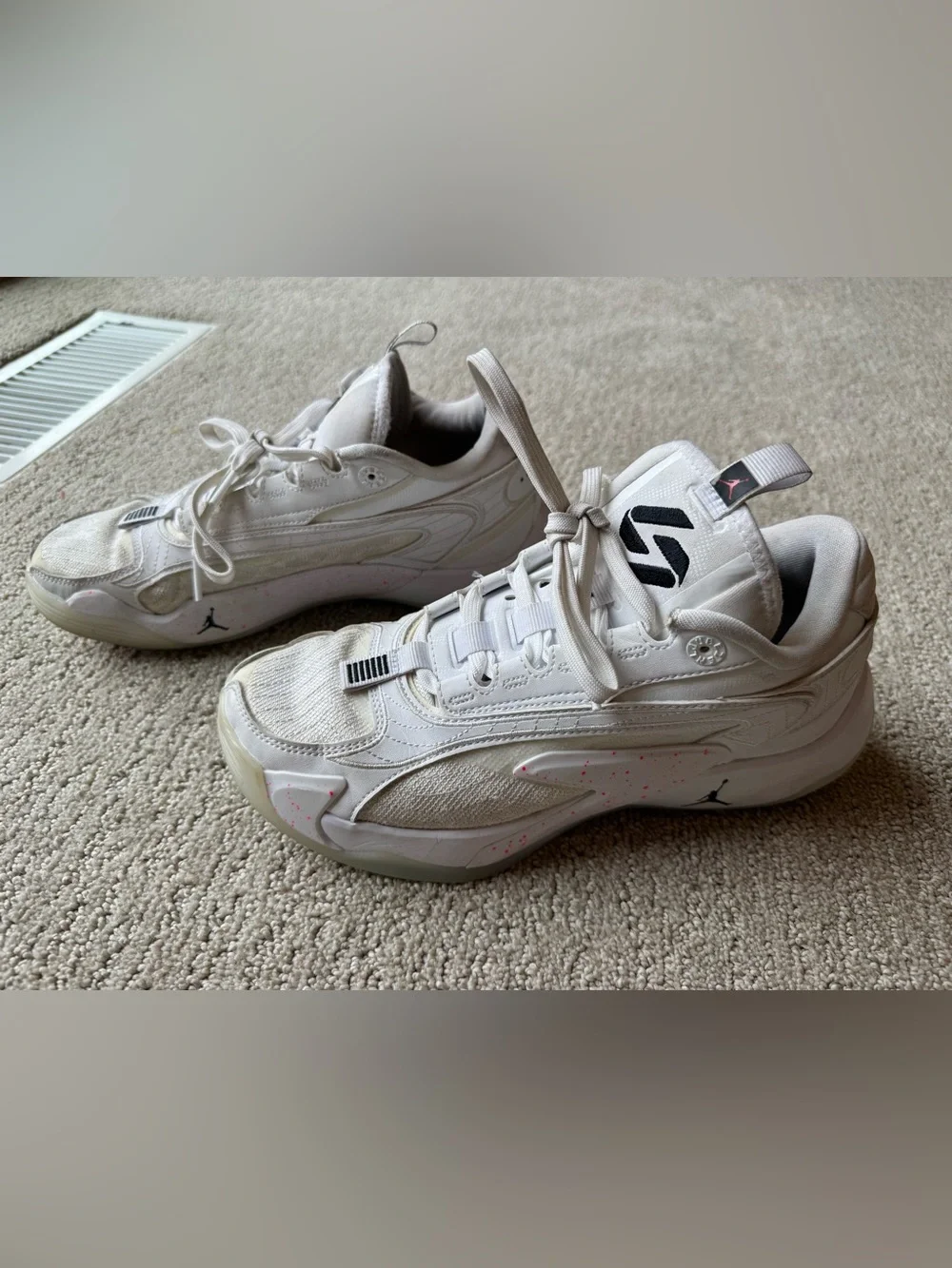 Jordan Luka 2 'White Hyper Pink' Basketball Shoes